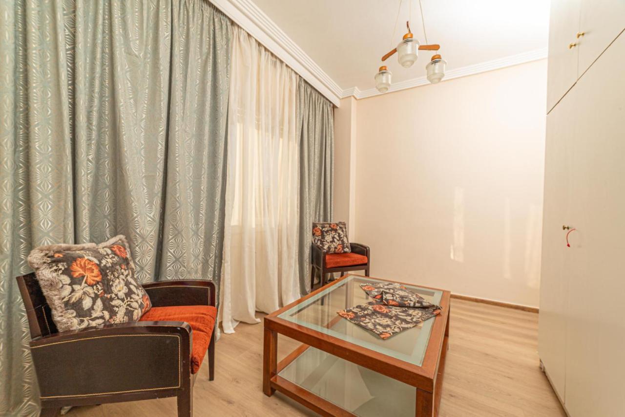 Elena'S Apartments เนอา มิคานิโอนา ภายนอก รูปภาพ